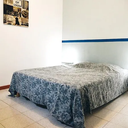 2 Bedrooms At 100 M Away From The Beach With Enclosed Garden And Wifi *